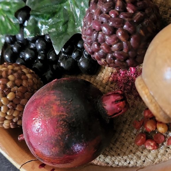 VINTAGE HANDCRAFTED BY ARMENIAN FOLK ARTIST WALL DECORATION. - Picture 8 of 11